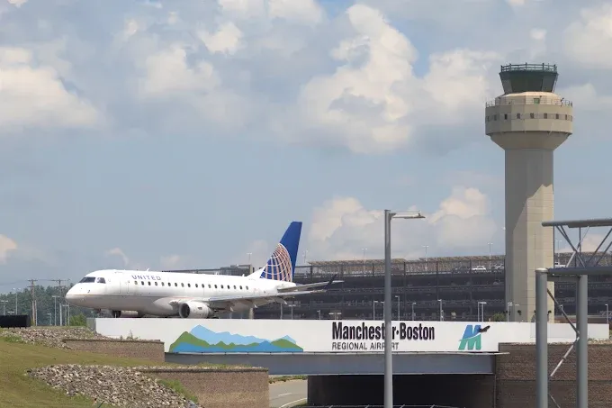 Manchester-Boston Regional Airport (MHT)